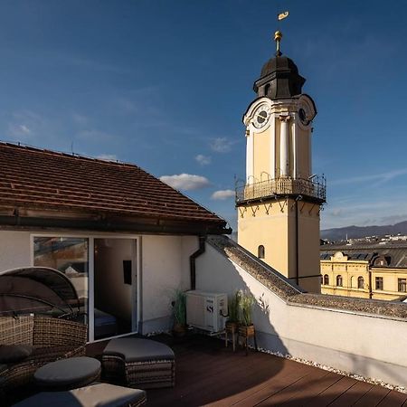 Apartman Pod Vezou 1 Besztercebánya Kültér fotó